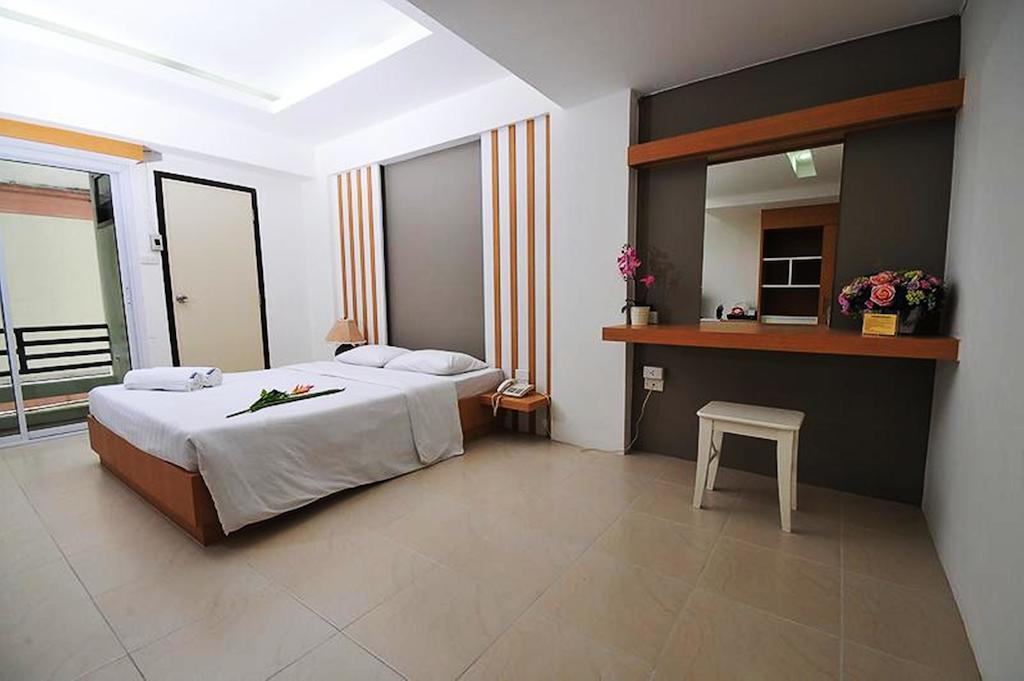 Beerapan Hotel Bangkok Rum bild