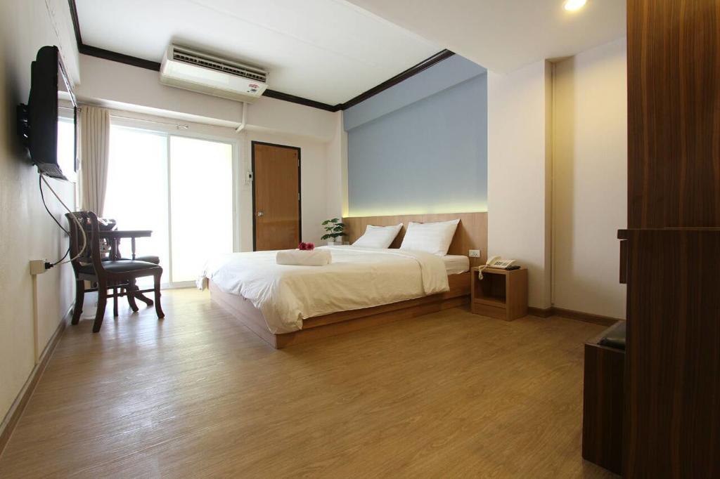 Beerapan Hotel Bangkok Rum bild